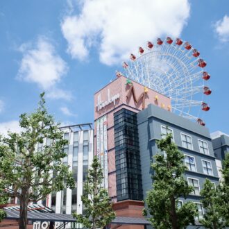 横浜の“もうひとつの観覧車”は、ショッピングモールの中で出会えました。