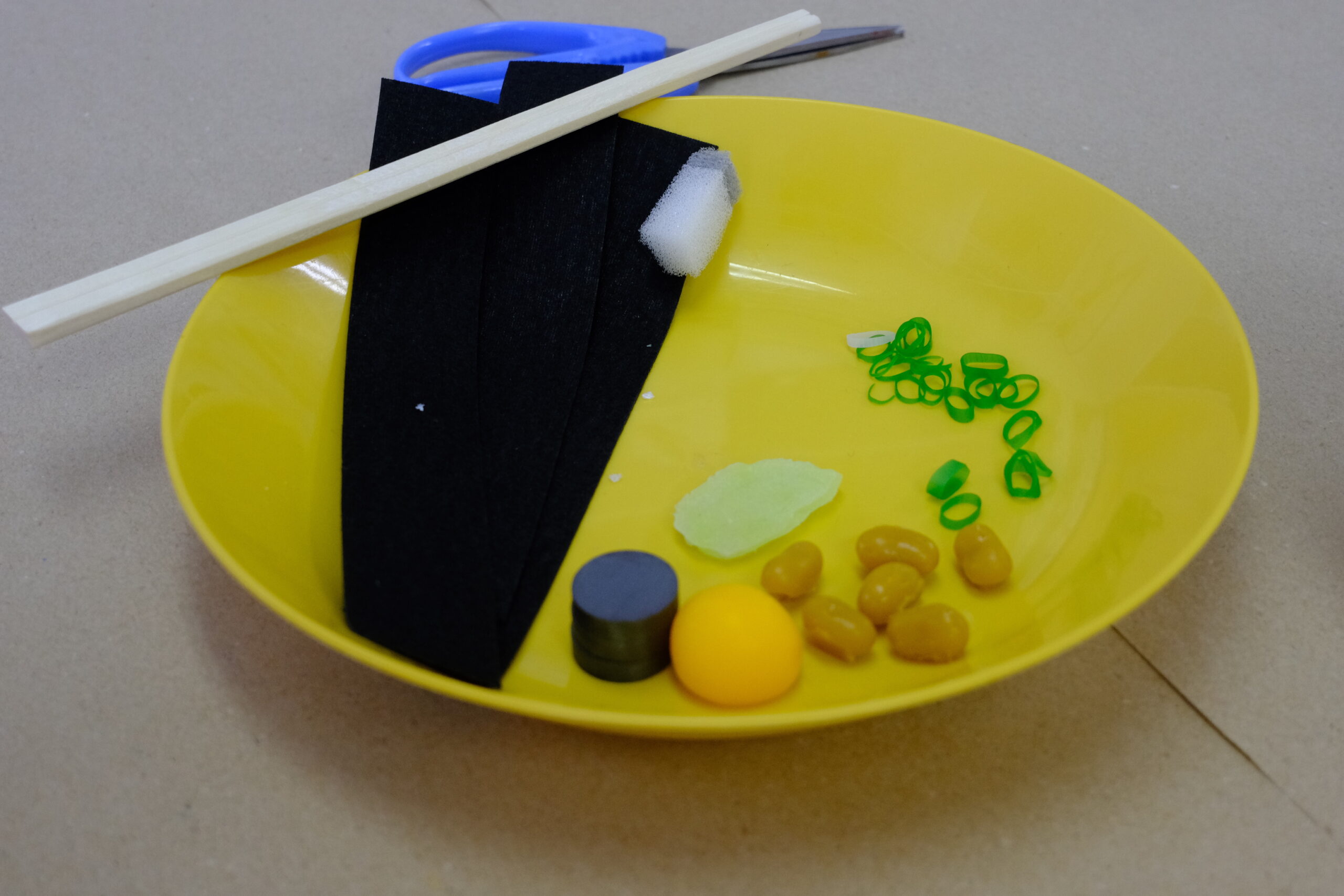 やってみるを楽しむ——食品さんぷる畑さんで軍艦寿司マグネット作り体験の画像12