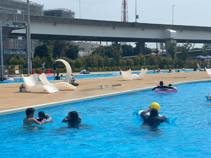 本牧市民プールがリニューアルしていた! ナイトプールもあって子供も大人も楽しすぎの画像4