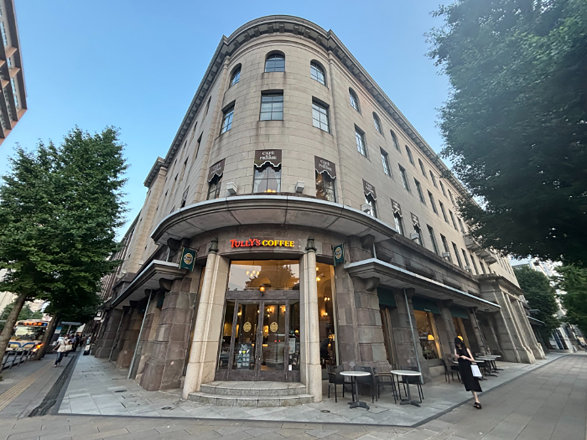 横浜の歴史的建造物にあのチェーン店!タリーズコーヒー日本大通り店の魅力の画像1