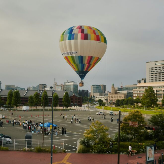 みなとみらいの朝を空から。熱気球係留搭乗会へ行こう！