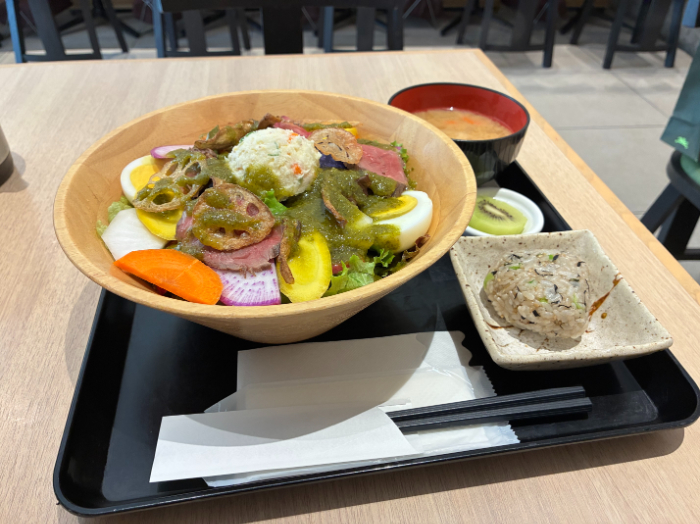横浜の真ん中に佇む、人と人をつなぐ店 TSUBAKI食堂の画像4